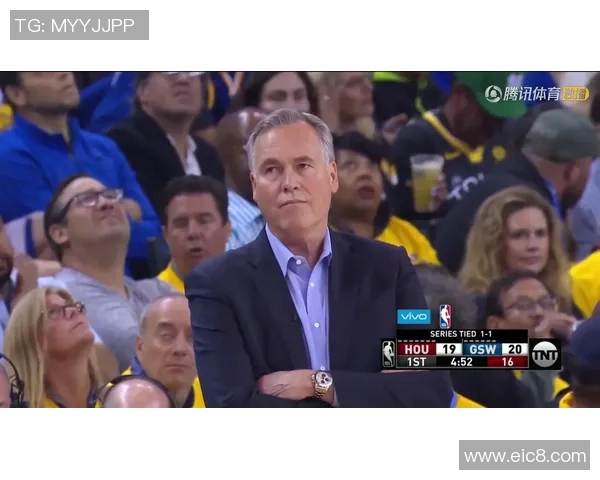 媒体在球队失利时的批评与赞美界限探讨与角色反思